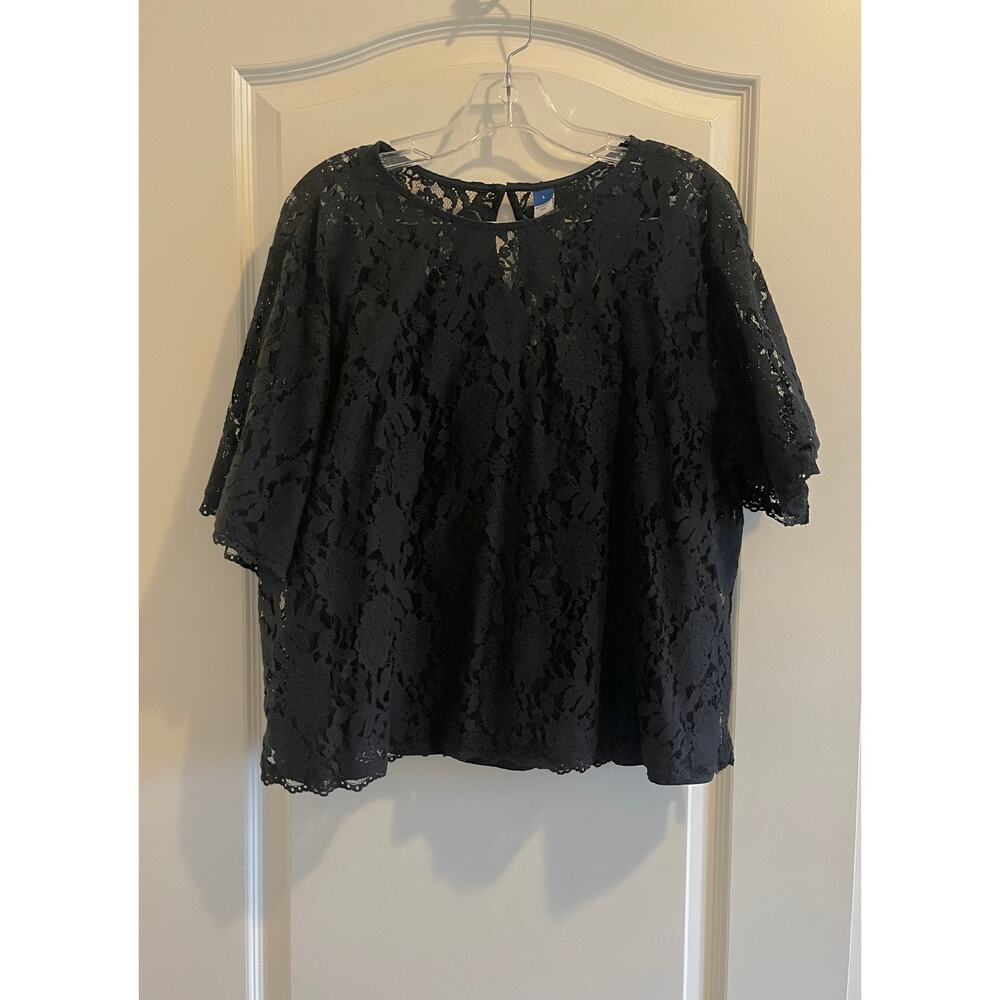 Old Navy Lace Shell Top - Picture 5 of 8